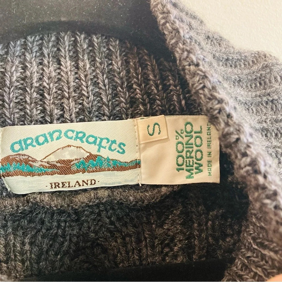 ARAN CRAFTS Sz S (Men) Sz M (Women) 100% Merino Wool Fisherman Cable Cardigan - Picture 2 of 10